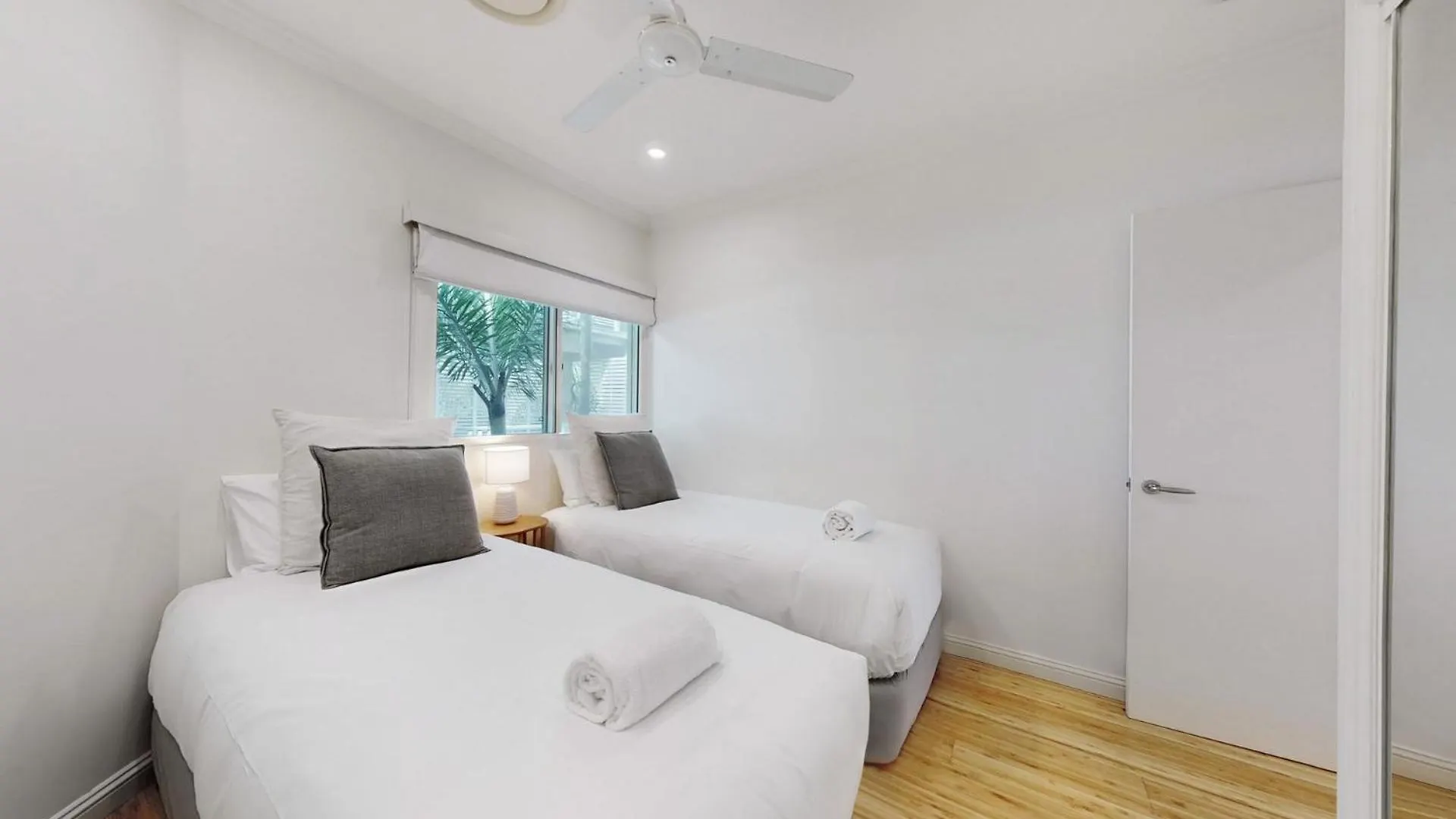 8 Colonial Apartment Noosaville Australia