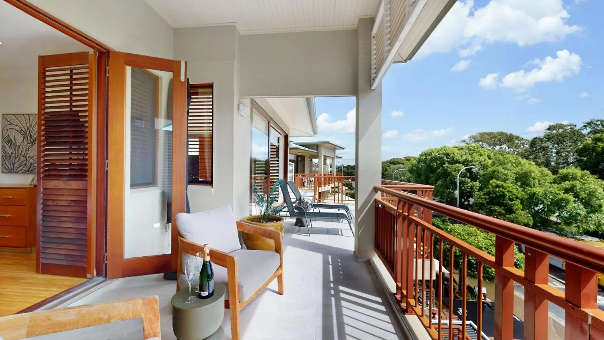 8 Colonial Apartment Noosaville