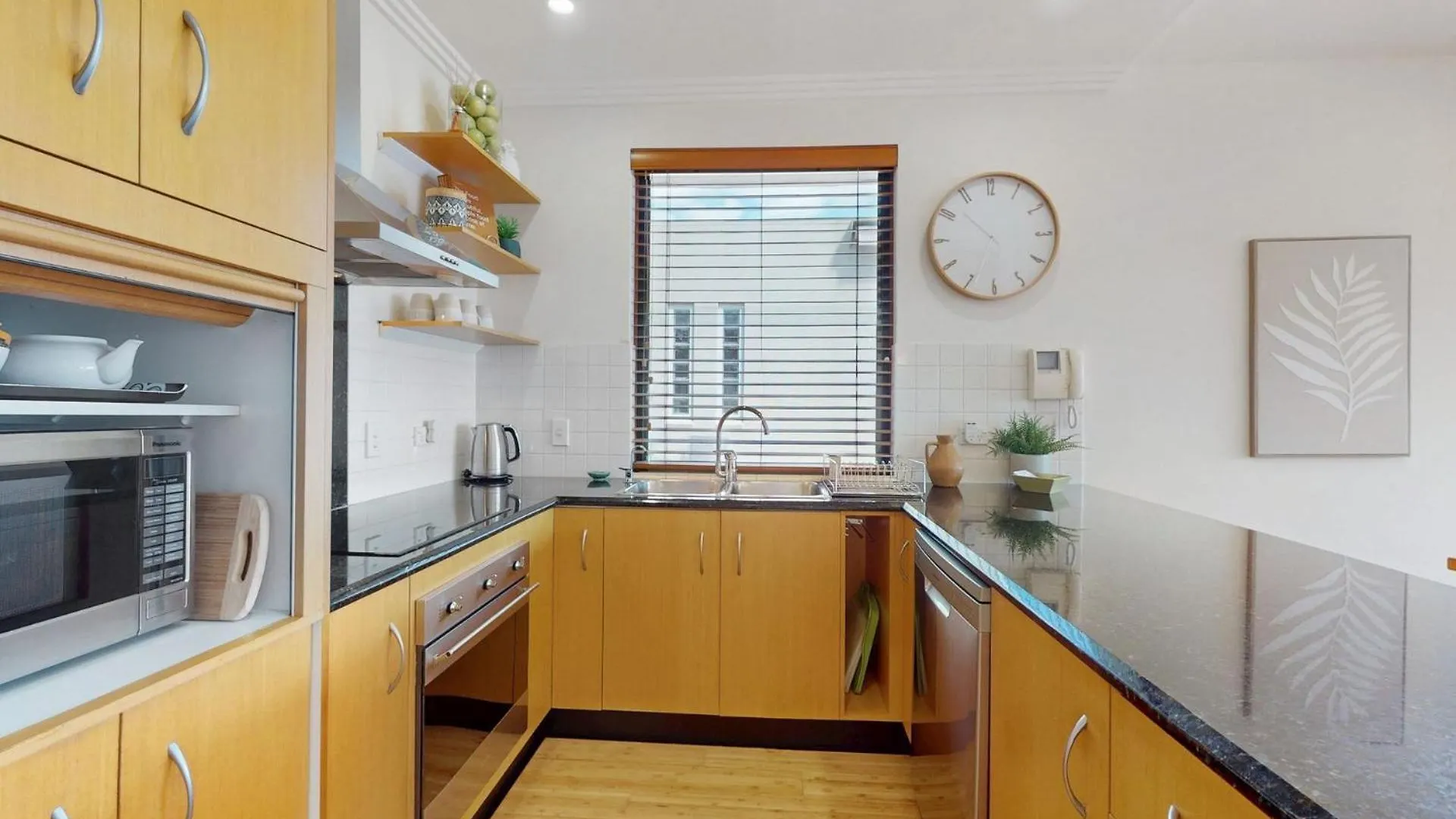 8 Colonial Apartment Noosaville Australia