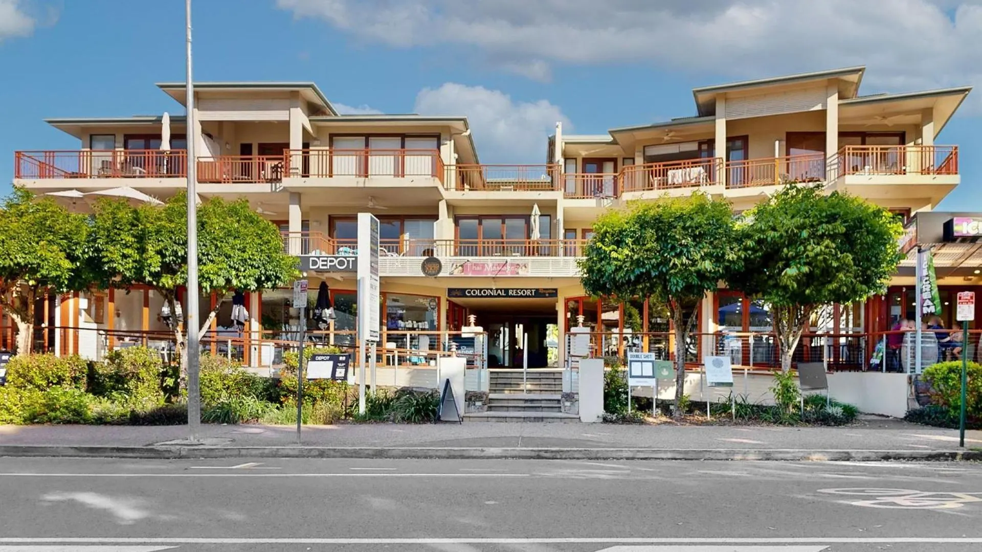 8 Colonial Apartment Noosaville